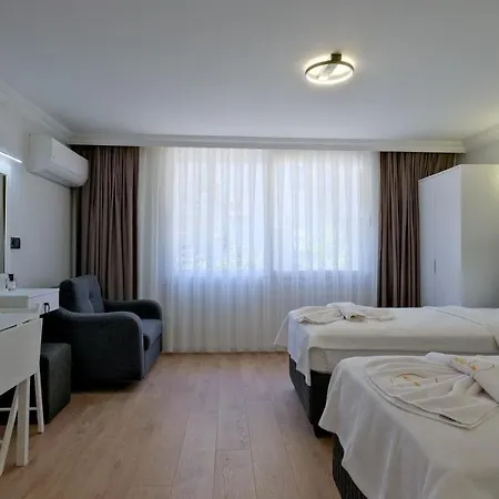 Miralya Hotel *