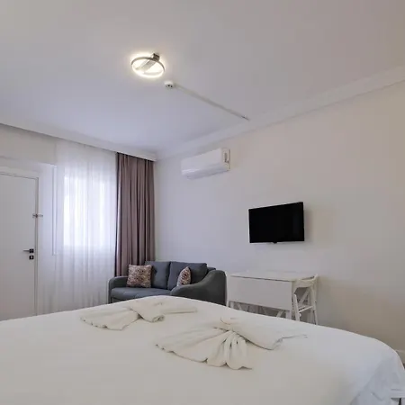Miralya Hotel *